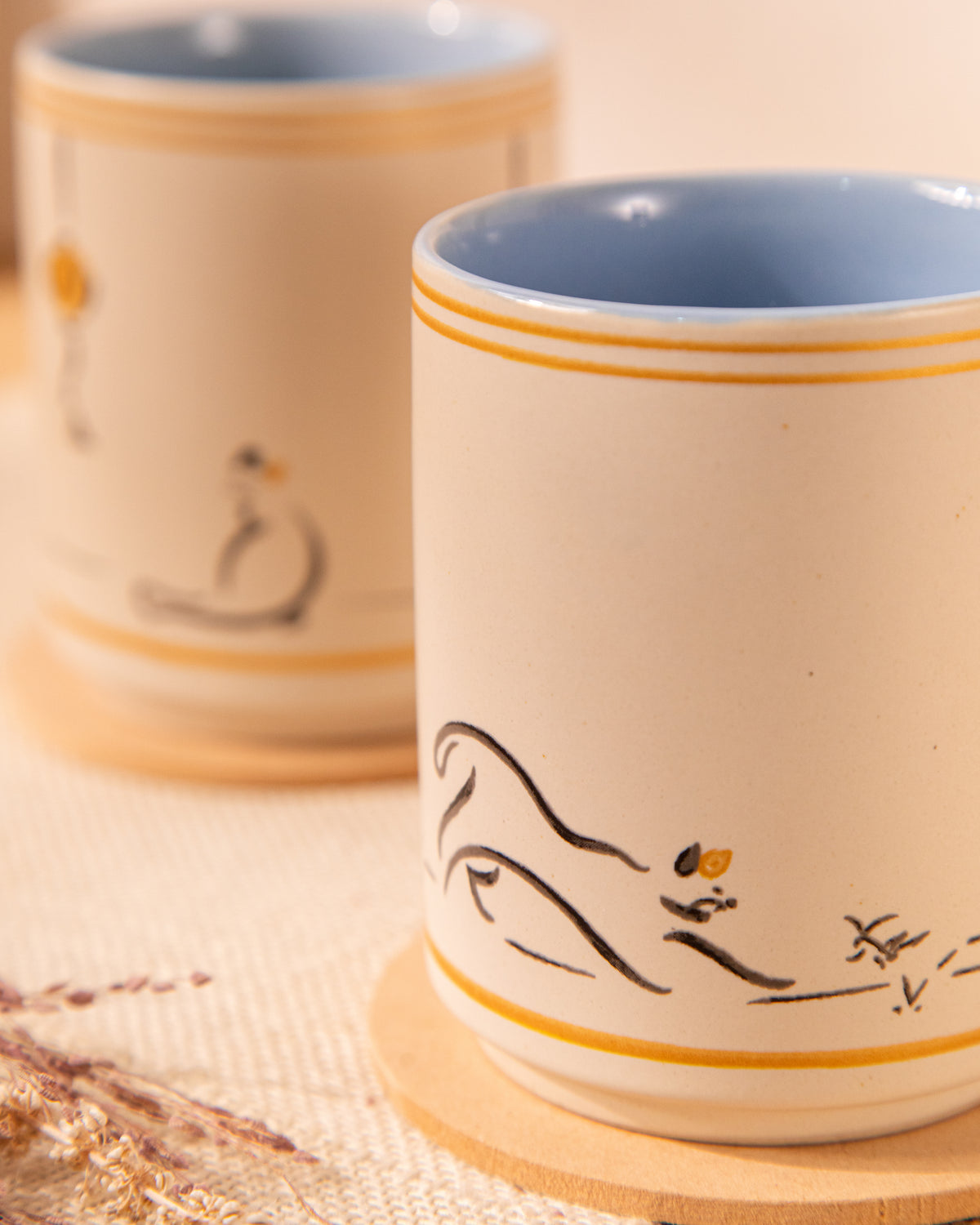 Kuro - The Curious Cat Mugs