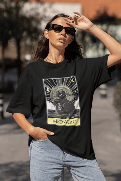 Meowgic Tarot Cat Tee - Curious Cat Company - T-shirt