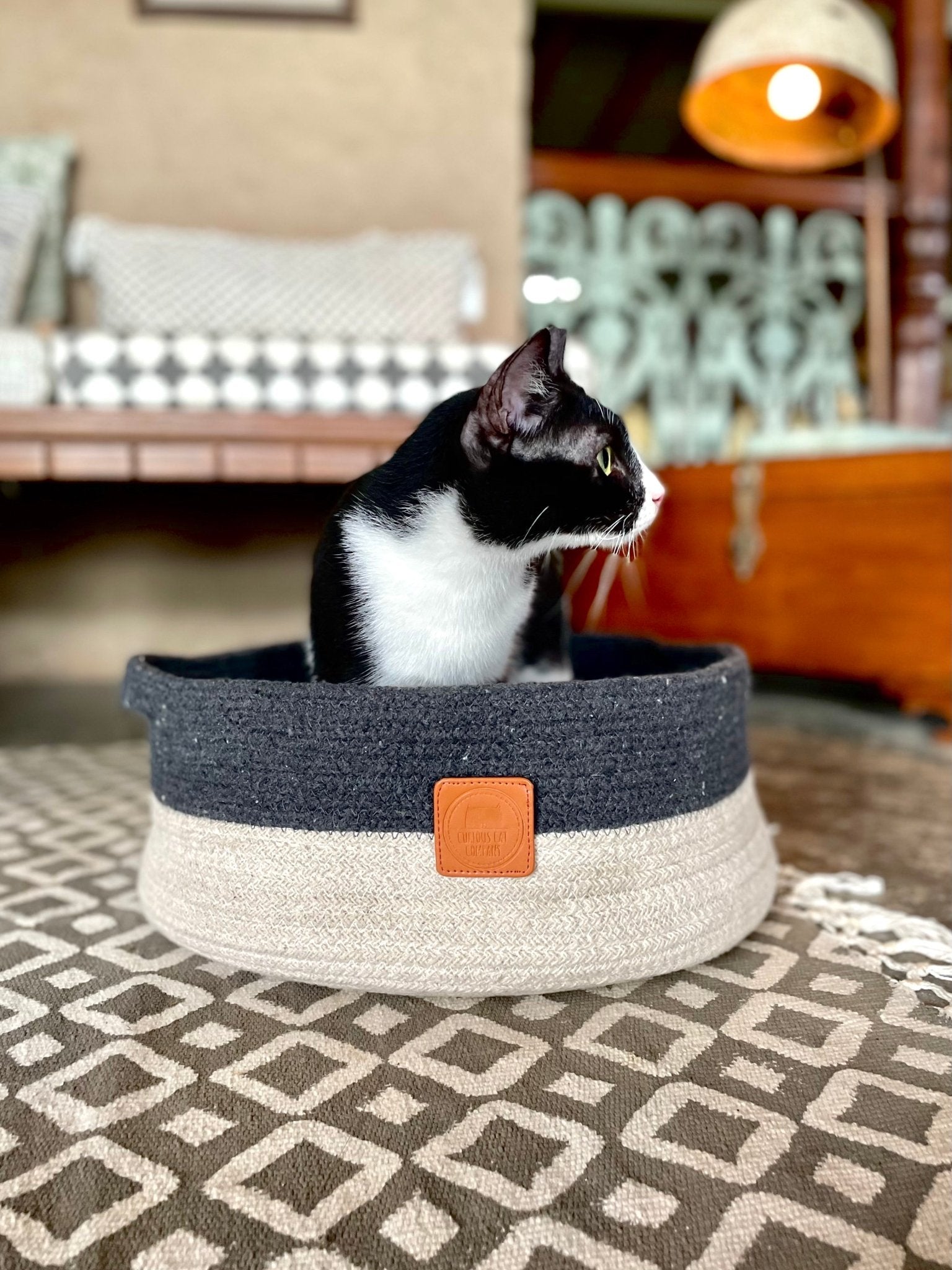Sustainable Cat Beds - Locally Sourced Jute - Curious Cat Company - Cat Beds