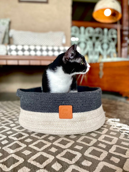 Sustainable Cat Beds - Locally Sourced Jute - Curious Cat Company - Cat Beds